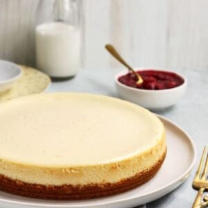 Classic Vanilla Cheesecake